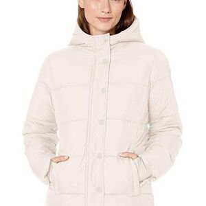 NWT Amazon Essentials Women's White Hooded Puffer Jacket Sz XS